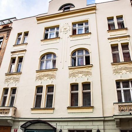Hotel Sunflower Prag Eksteriør billede
