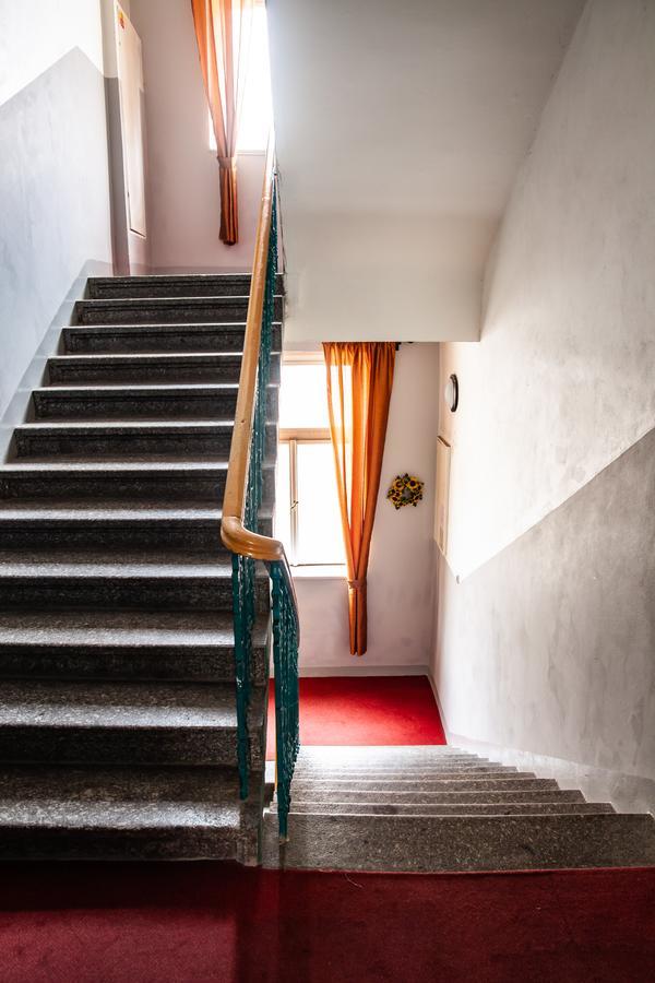 Hotel Sunflower Prag Eksteriør billede