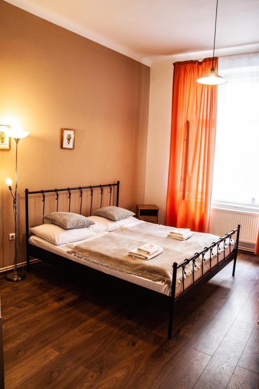 Hotel Sunflower Prag Eksteriør billede