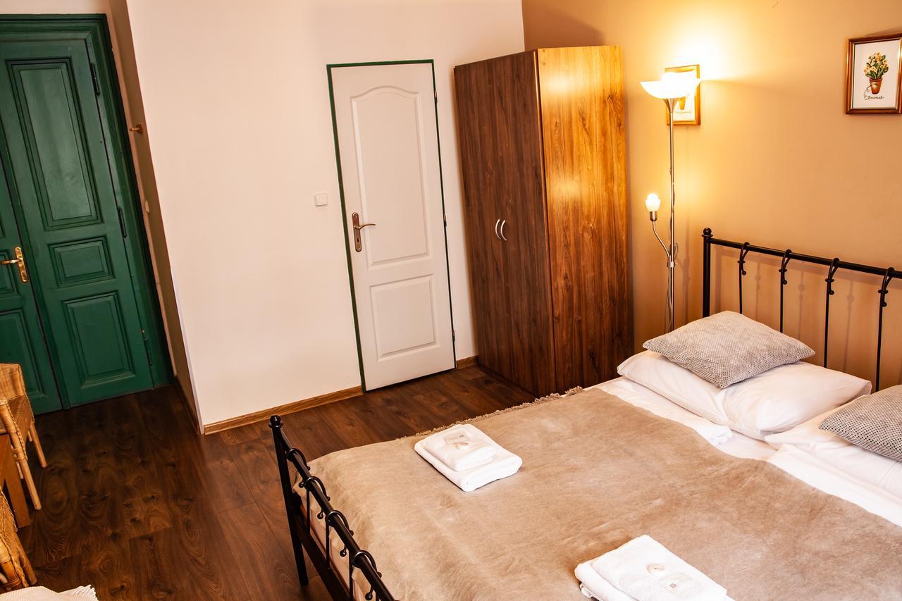 Hotel Sunflower Prag Eksteriør billede