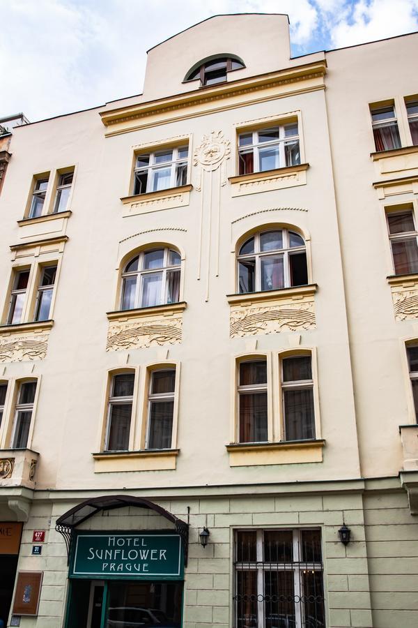 Hotel Sunflower Prag Eksteriør billede